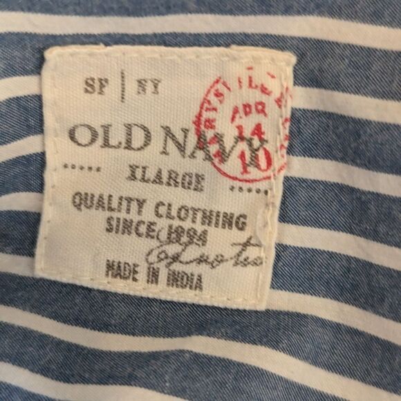 Old Navy Vintage Blue Striped Button Down Shirt - Picture 6 of 6